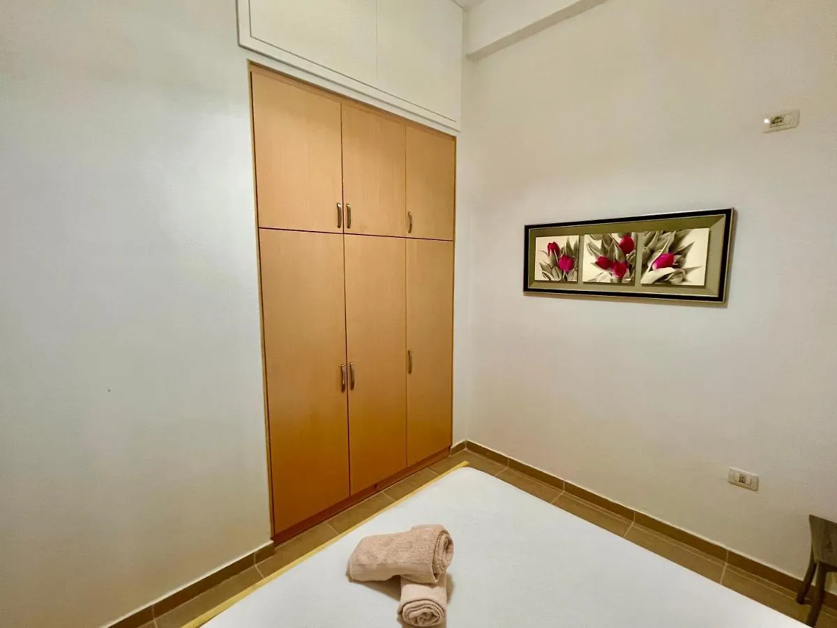 Sana Apartment Sarande 0*,